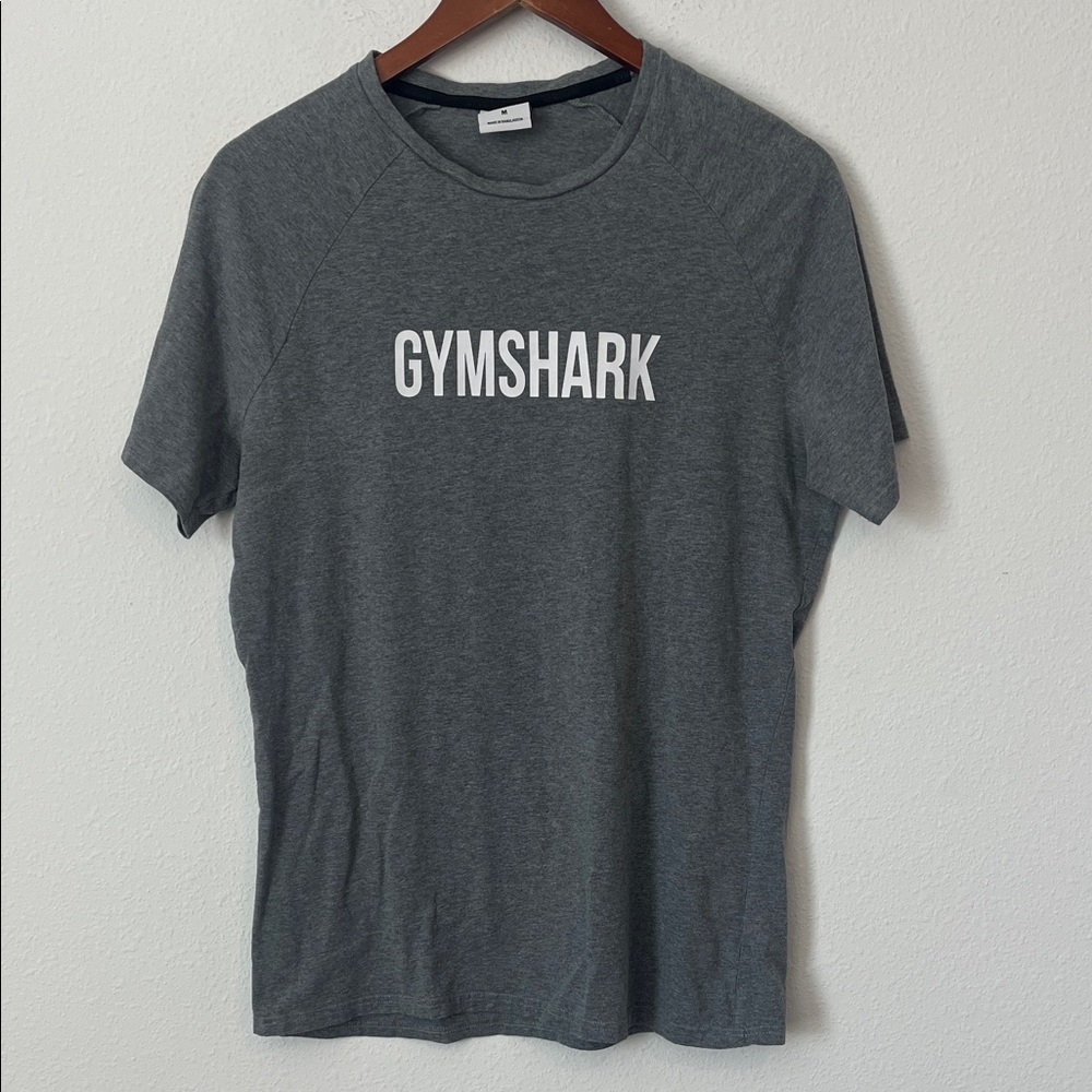 Gymshark Men's Gray T-Shirt